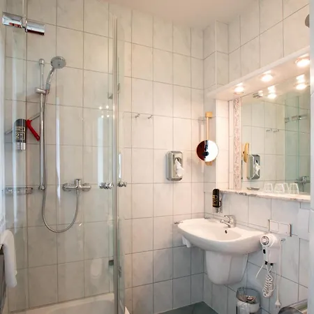 Lägenhet 1 Raum Ohne Balkon *